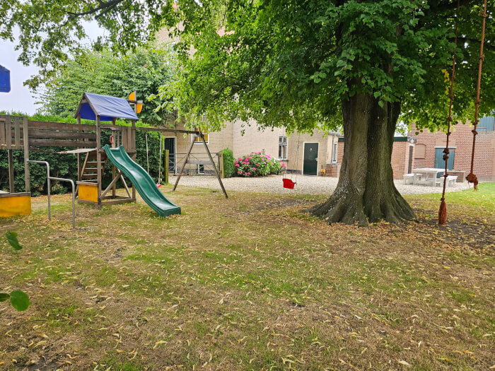 Ferienwohnung in Heerenhoek (Zeeland) für 14 Personen.