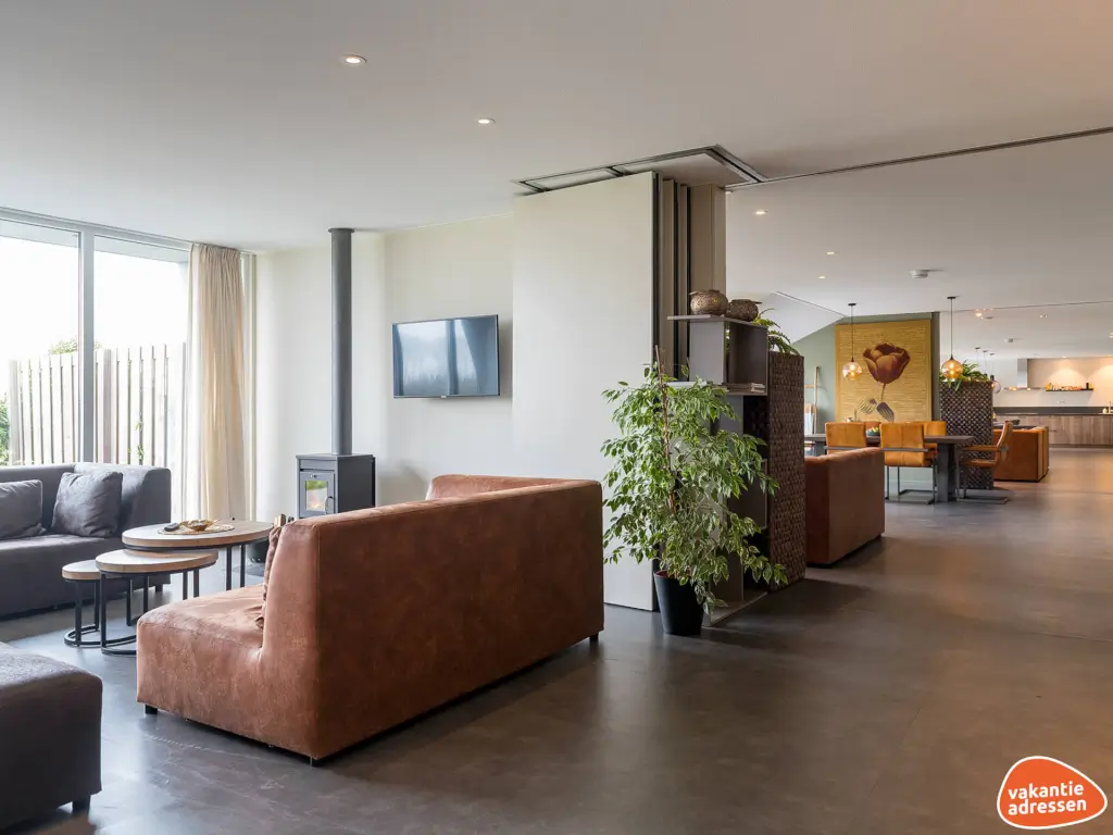 Ferienwohnung in Zuidzande (Zeeland) für 12 Personen.