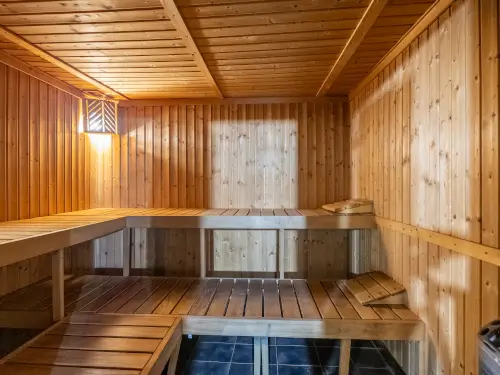 Ferienhaus mit privatem Hallenbad, Whirlpool & Sauna