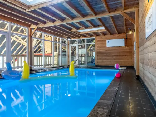 Exklusive Ferienwohnung mit privatem Hallenbad, Whirlpool und Sauna