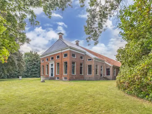 Ferienhaus mit privatem Hallenbad, Sauna und Whirlpool