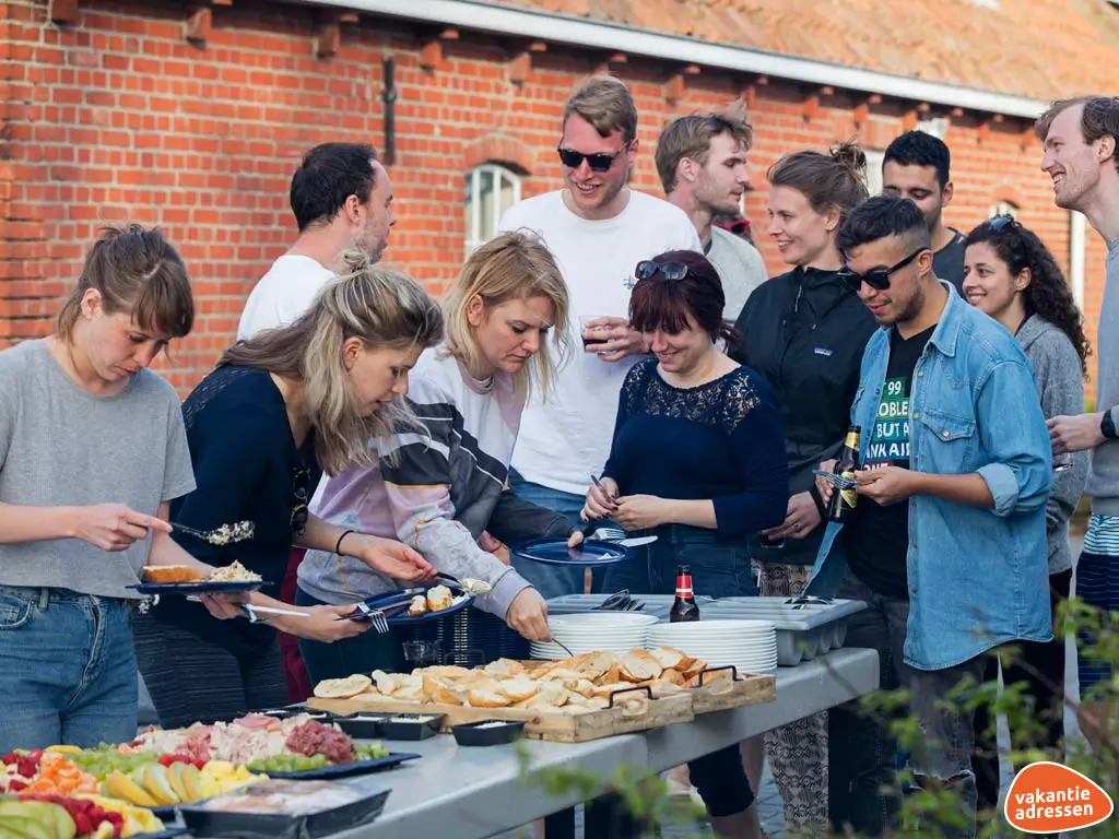 Ferienwohnung in Oudega (Friesland) für 65 Personen.