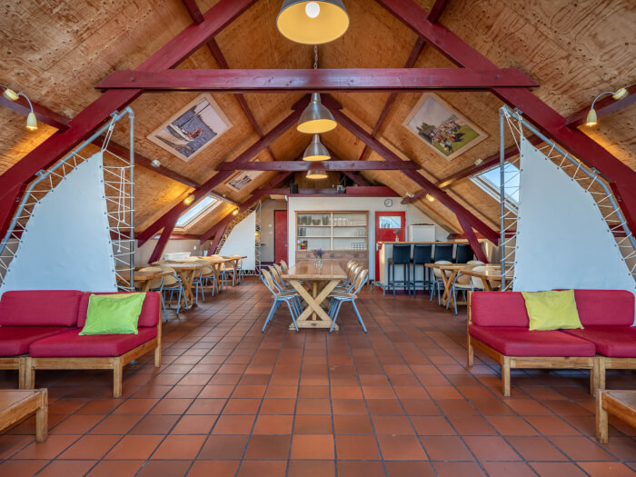 Ferienwohnung in Balk (Friesland) für 40 Personen.