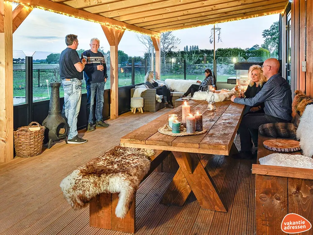 Ferienwohnung in Emmen (Drenthe) für 32 Personen.