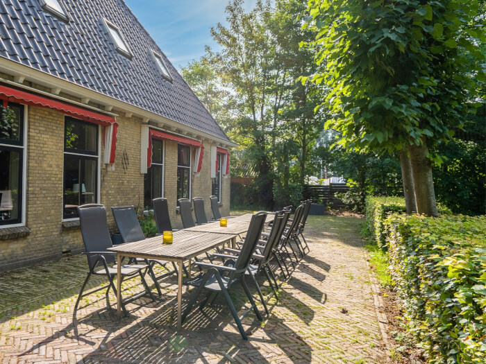 Ferienwohnung in Uitwellingerga (Friesland) für 12 Personen.