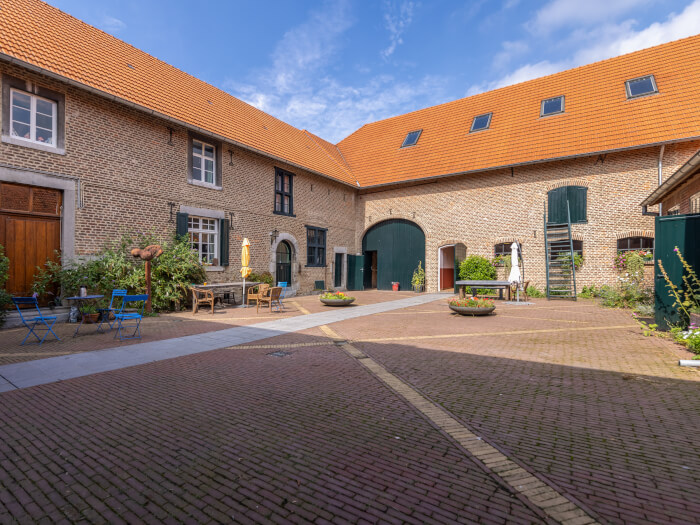 Ferienwohnung in Noorbeek (Limburg) für 150 Personen.