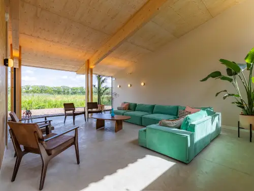 Luxus-Ferienhaus auf einem bewaldeten Landgut in Limburg