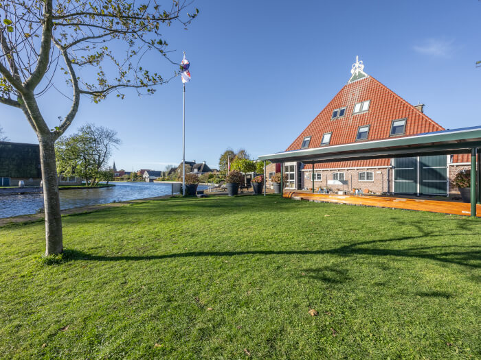 Ferienwohnung in Warten (Friesland) für 15 Personen.
