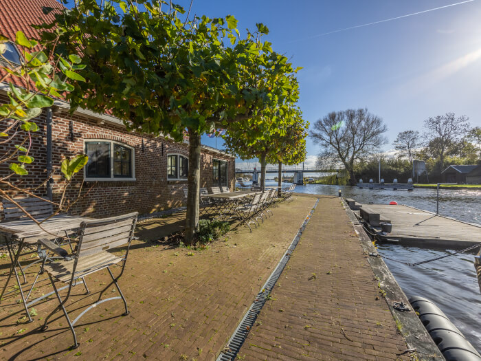 Ferienwohnung in Warten (Friesland) für 15 Personen.
