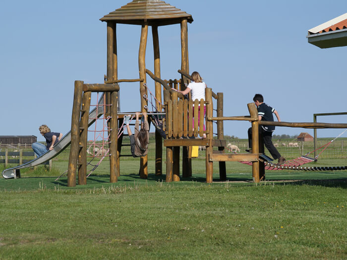 Ferienwohnung in Den Hoorn (Waddeneilanden) für 50 Personen.