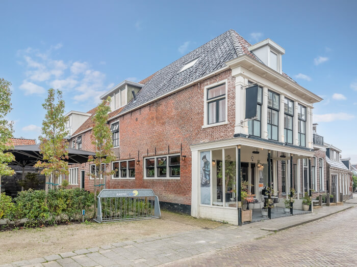 Ferienwohnung in Holwerd (Friesland) für 17 Personen.