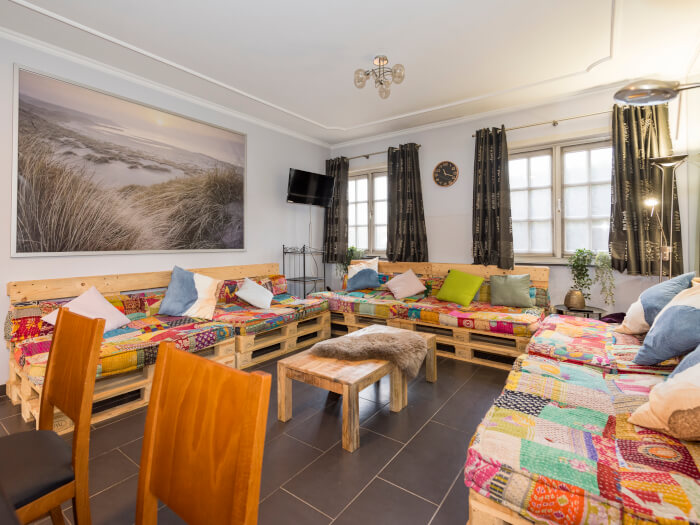 Ferienwohnung in Zelzate (Oost-Vlaanderen) für 14 Personen.