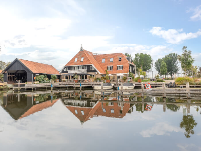 Ferienwohnung in Workum (Friesland) für 46 Personen.