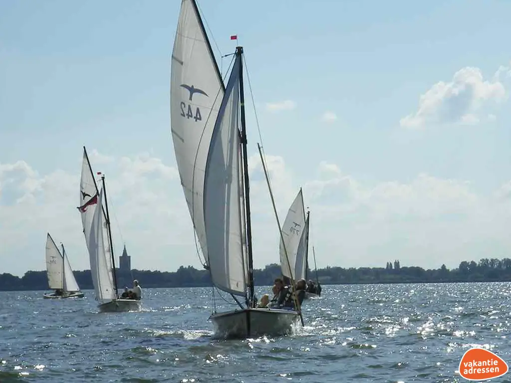 Ferienwohnung in Heeg (Friesland) für 25 Personen.