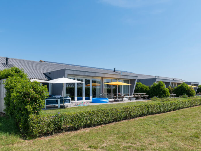 Ferienwohnung in Zuidzande (Zeeland) für 16 Personen.