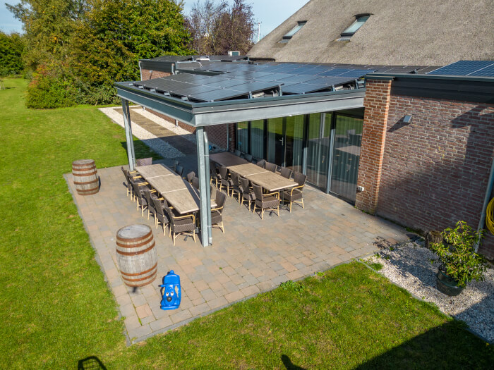 Ferienwohnung in Kronenberg (Limburg) für 16 Personen.