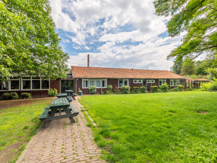 Ferienwohnung in Zevenaar (Gelderland) für 80 Personen.